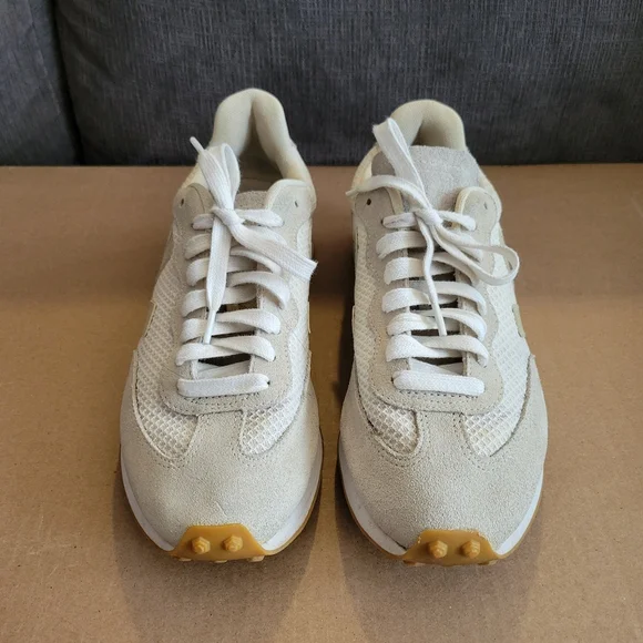 Veja Rio Branco Size 8 Sneakers - Picture 3 of 13